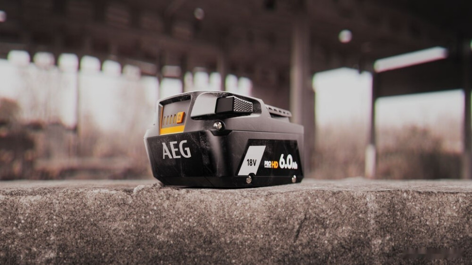 Аккумулятор для инструмента AEG Powertools L1860SHD 4935480049 (18В/6 Ah)