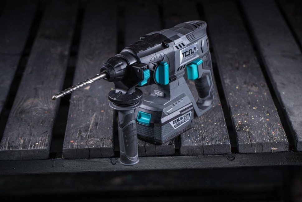 Перфоратор Tesla TD18DC (без АКБ) Перфоратор Tesla TD18DC (без АКБ)