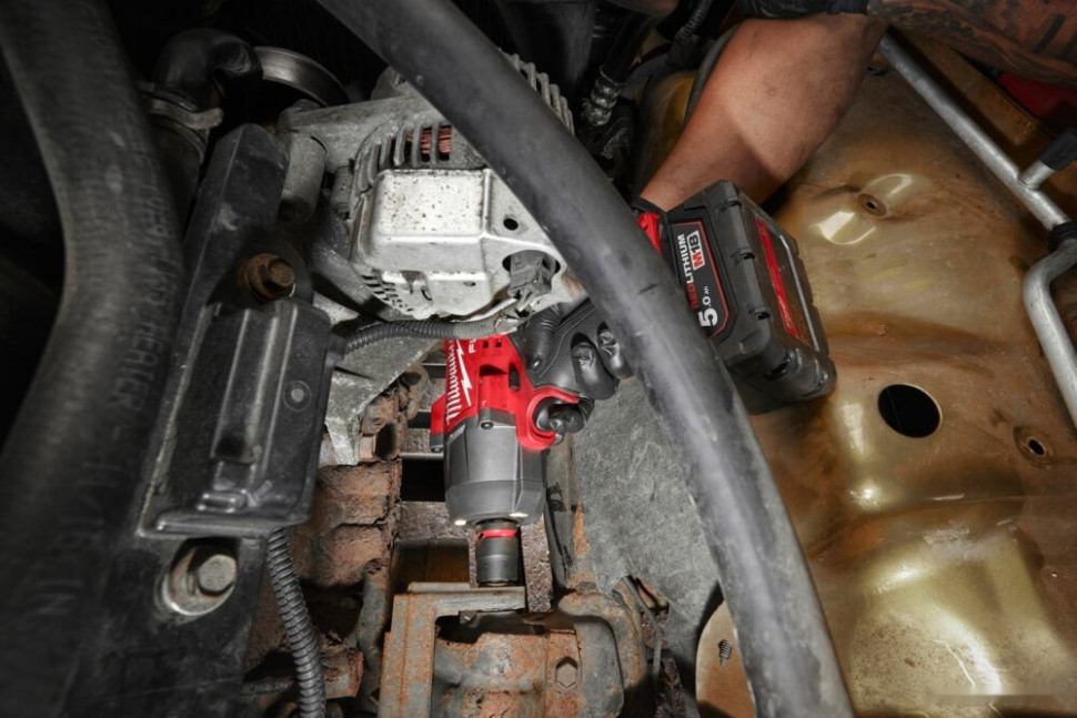 Гайковерт Milwaukee M18 FUEL M18FHIW2F12-502X 4933492783 (с 2-мя АКБ, кейс)