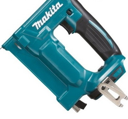 Аккумуляторный степлер Makita DST112Z