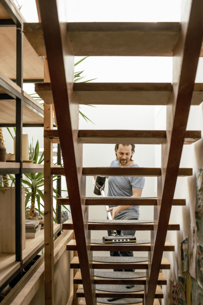 Вертикальный пылесос Karcher VC 6 Cordless ourFamily Pet 1.198-673.0 Вертикальный пылесос Karcher VC 6 Cordless ourFamily Pet 1.198-673.0