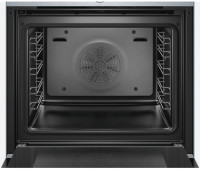 Духовой шкаф Bosch HBG636BS1