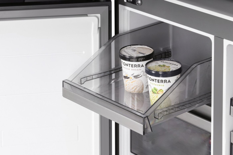 Четырёхдверный холодильник HIBERG RFQ 610G GS Inverter