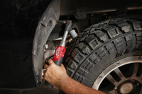 Трещотка Milwaukee M12 FUEL M12FHIR38LR-0 4933480791 (без АКБ)