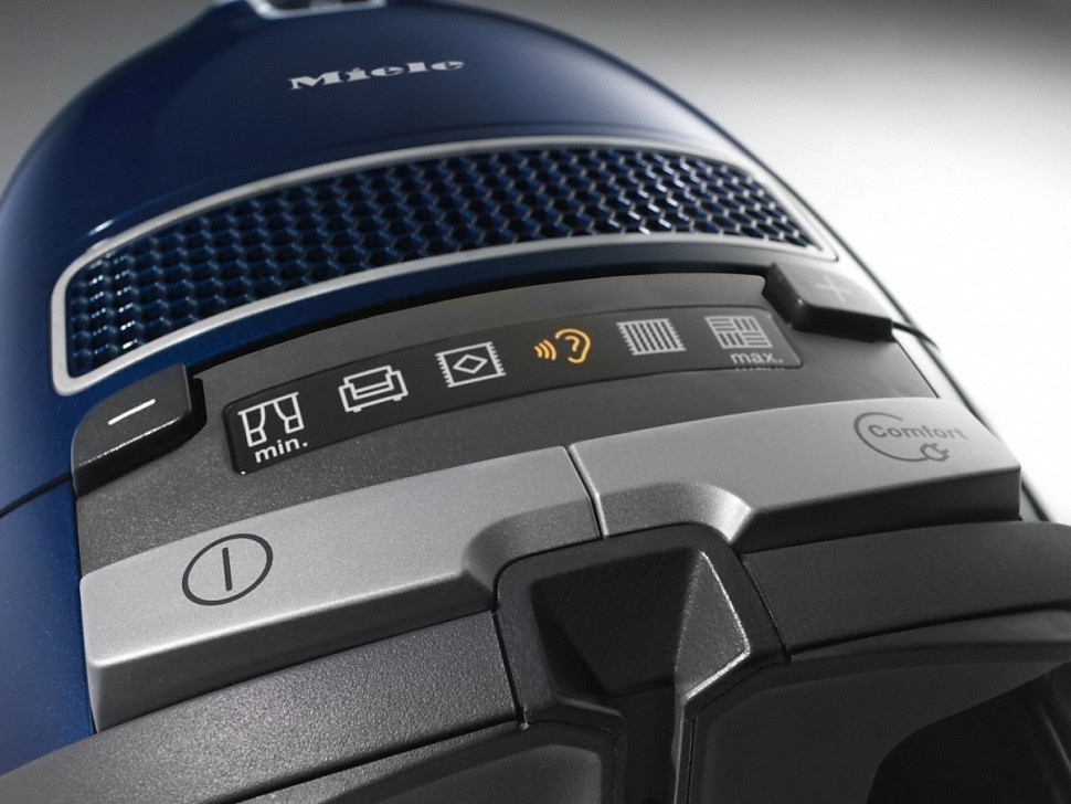 Пылесос Miele Complete C3 Parquet PowerLine SGSF3 Пылесос Miele Complete C3 Parquet PowerLine SGSF3