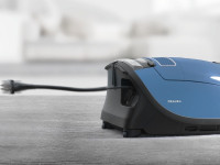 Пылесос Miele Complete C3 TotalCare PowerLine SGFA3