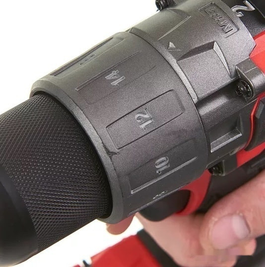 Дрель-шуруповерт Milwaukee M18 FDD2-502X 4933464267 (с 2-мя АКБ, кейс)