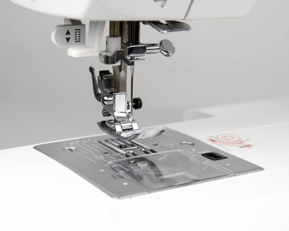 Электронная швейная машина Aurora 8190 Электронная швейная машина Aurora 8190