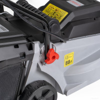 Колёсная газонокосилка Ставр ГКЭ-1400М