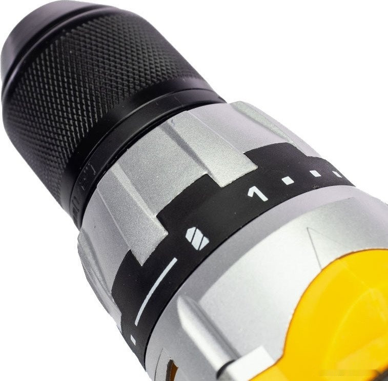 Дрель-шуруповерт JCB 18DD-2X-E (с 1-им АКБ)