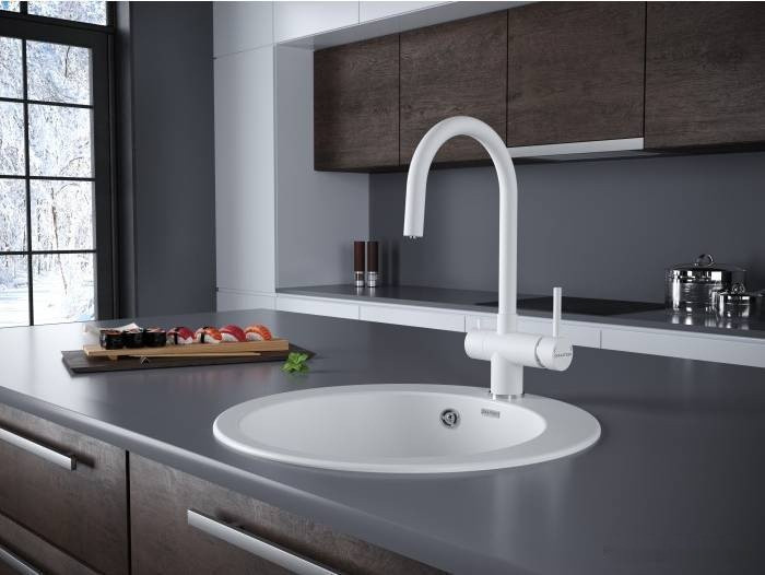 Смеситель Paulmark Heller He213218-431 (матовый белый) Смеситель Paulmark Heller He213218-431 (матовый белый)