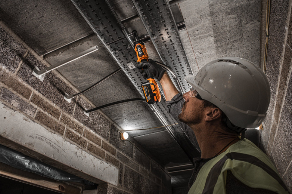 Трещотка AEG Powertools BSS 18R14BL-0 4935480974 (без АКБ) Трещотка AEG Powertools BSS 18R14BL-0 4935480974 (без АКБ)