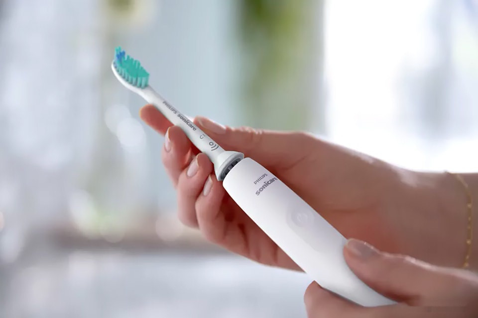 Электрическая зубная щетка Philips Sonicare 3100 series HX3671/13