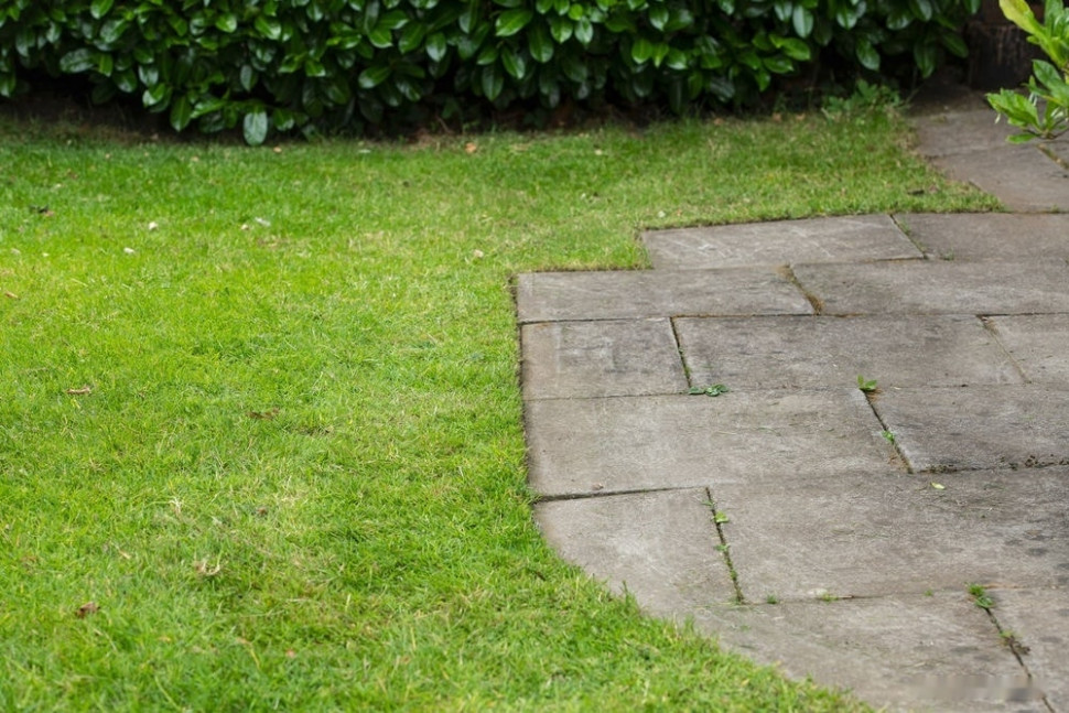 Триммер Ryobi Подрезчик кромок RY18EGA-0 (без АКБ)