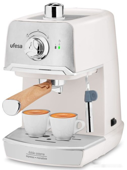 Рожковая кофеварка Ufesa CE7238 Рожковая кофеварка Ufesa CE7238