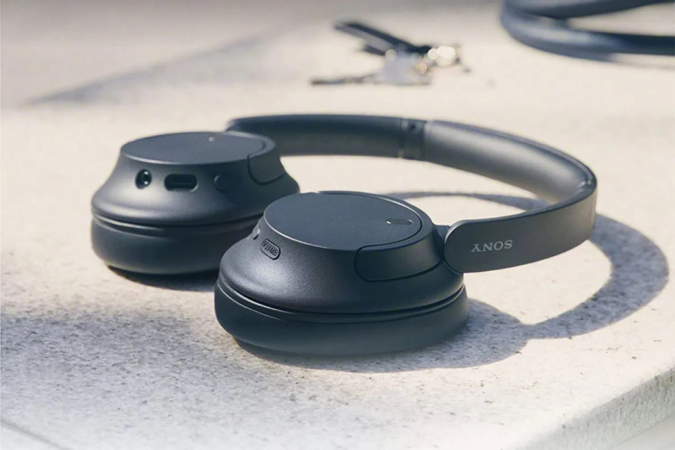 Наушники Sony WH-CH720N (черный) Наушники Sony WH-CH720N (черный)