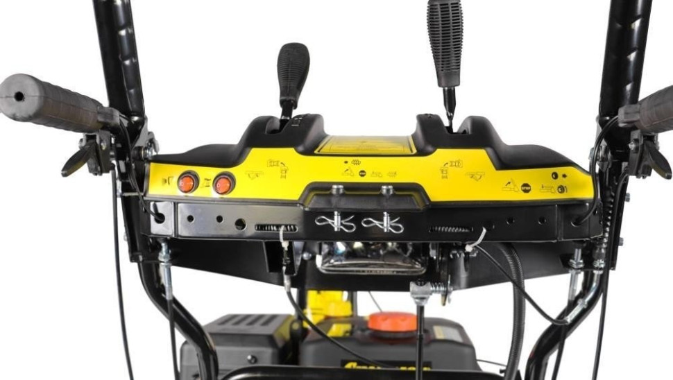 Снегоуборщик Champion STT1171E Снегоуборщик Champion STT1171E