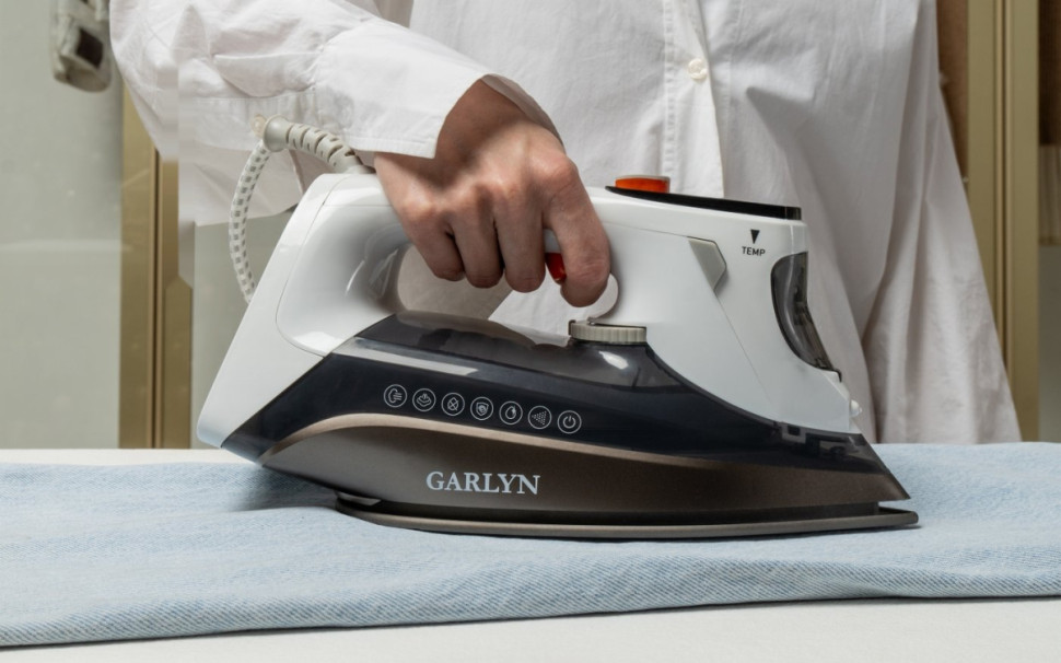 Утюг Garlyn GT-220