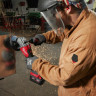 Угловая шлифмашина Milwaukee M18 Fuel One-Key M18FSAGSVO125X-502X 4933493553 (с 2-мя АКБ 5 Ач, кейс)