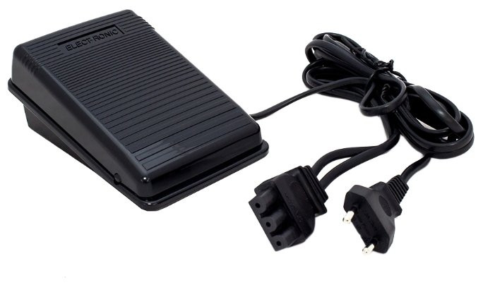 Швейная машина Singer Studio 12 Швейная машина Singer Studio 12