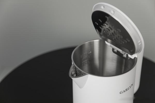 Электрический чайник Garlyn K-250S