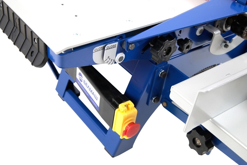 Деревообрабатывающий станок Белмаш СДМ-2000 Деревообрабатывающий станок Белмаш СДМ-2000