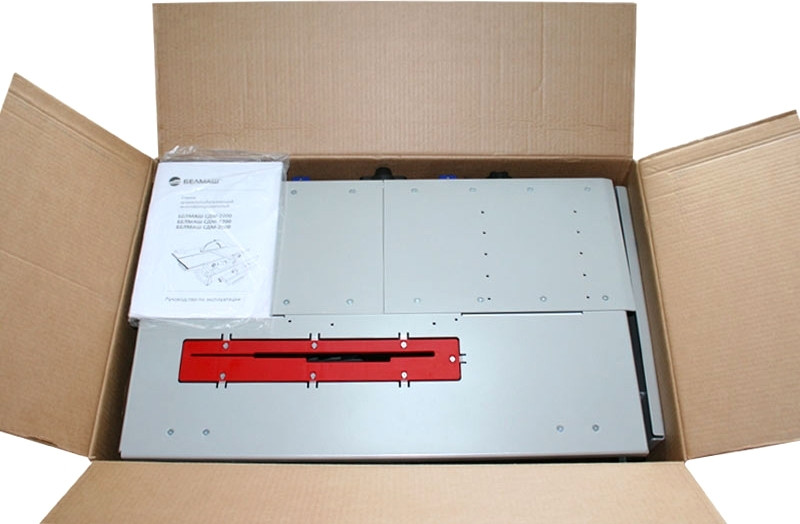 Деревообрабатывающий станок Белмаш СДМ-2000 Деревообрабатывающий станок Белмаш СДМ-2000