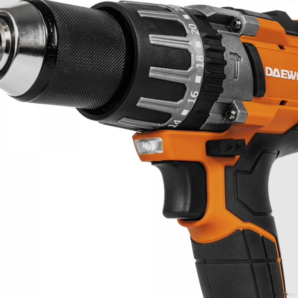 Ударная дрель-шуруповерт Daewoo Power DAA 2161Li (с 2-мя АКБ, кейс) Ударная дрель-шуруповерт Daewoo Power DAA 2161Li (с 2-мя АКБ, кейс)