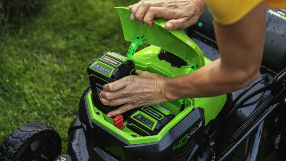 Аккумуляторная газонокосилка Greenworks GD40LM46SP 2506807 без АКБ и ЗУ Аккумуляторная газонокосилка Greenworks GD40LM46SP 2506807 без АКБ и ЗУ