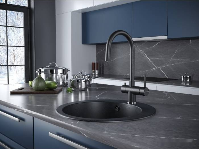 Смеситель Paulmark Heller He213218-418 (черный металлик) Смеситель Paulmark Heller He213218-418 (черный металлик)