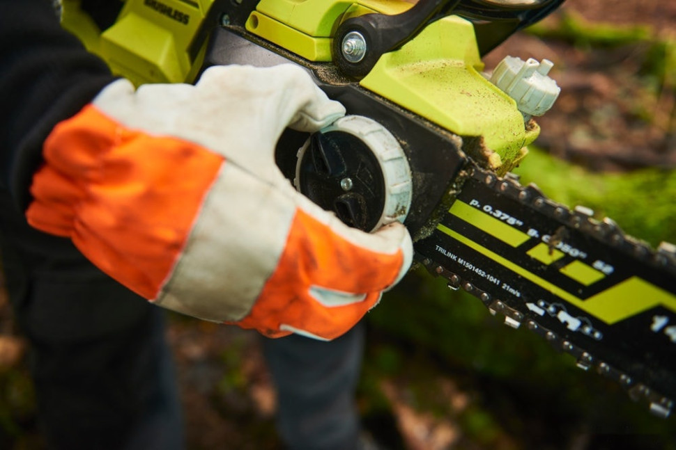 Аккумуляторная пила Ryobi RY36CSX35A-160 (с АКБ 6 Ah) Аккумуляторная пила Ryobi RY36CSX35A-160 (с АКБ 6 Ah)