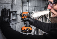 Винтоверт AEG Powertools BSS 18SBL2-0 4935480059 (без АКБ)