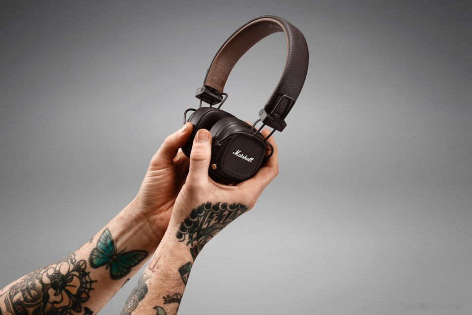 Наушники Marshall Major IV (коричневый) Наушники Marshall Major IV (коричневый)