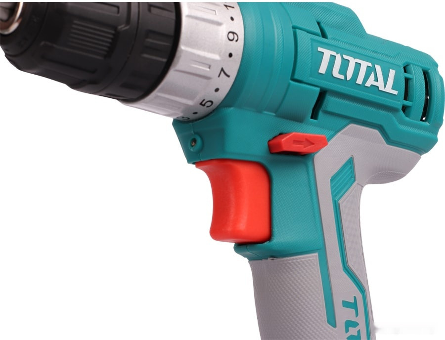 Дрель-шуруповерт Total TDLI1222 (с 2-мя АКБ, кейс) Дрель-шуруповерт Total TDLI1222 (с 2-мя АКБ, кейс)