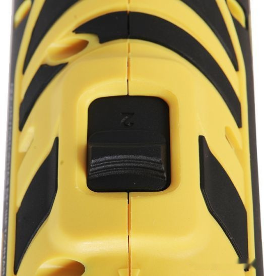 Дрель-шуруповерт Hanskonner HCD1865C (с 2-мя АКБ, кейс) Дрель-шуруповерт Hanskonner HCD1865C (с 2-мя АКБ, кейс)