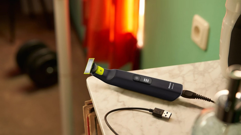 Машинка для стрижки волос Philips OneBlade Pro 360 Face + Body QP6542/15