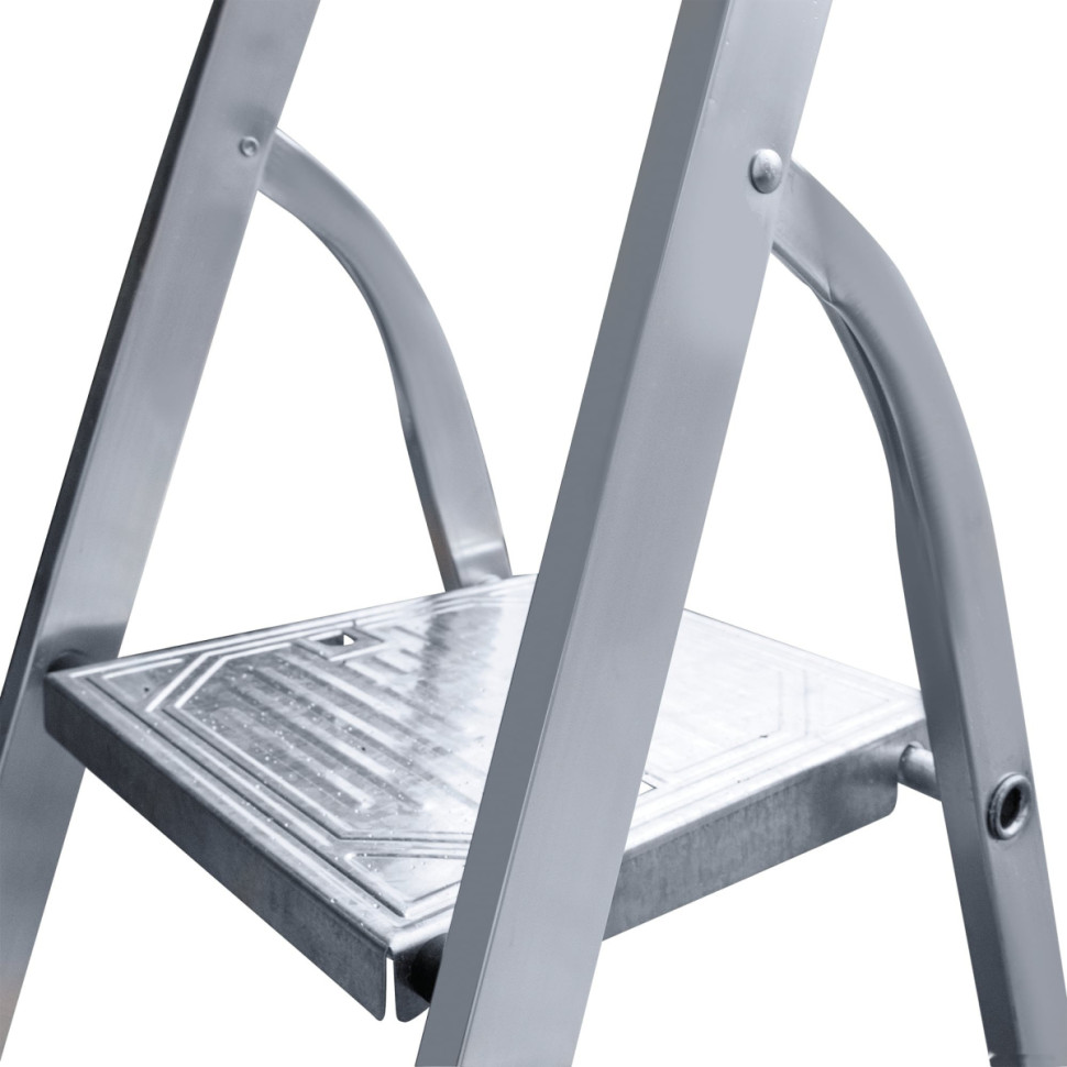 Лестница-стремянка Новая Высота NV 1118 (4 ступени) Лестница-стремянка Новая Высота NV 1118 (4 ступени)