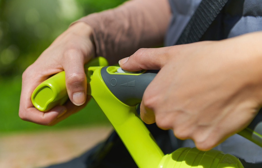 Садовый электропылесос-воздуходувка Ryobi RBV3000CSV Садовый электропылесос-воздуходувка Ryobi RBV3000CSV