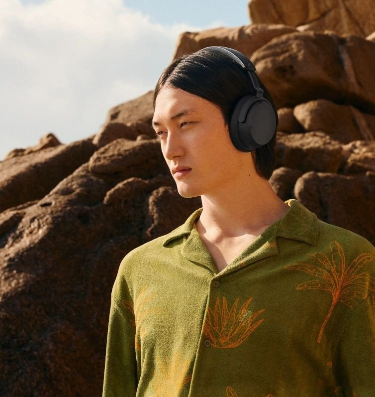 Наушники Sennheiser Accentum Wireless (черный) Наушники Sennheiser Accentum Wireless (черный)