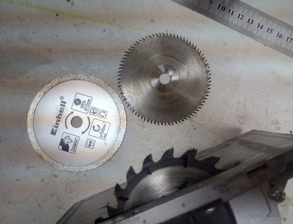 Дисковая (циркулярная) пила Einhell TC-CS 860/1 Kit 4330993 Дисковая (циркулярная) пила Einhell TC-CS 860/1 Kit 4330993