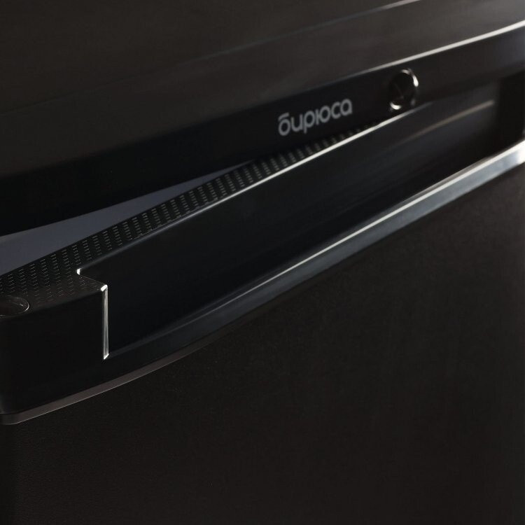 Однокамерный холодильник Бирюса B408 Однокамерный холодильник Бирюса B408