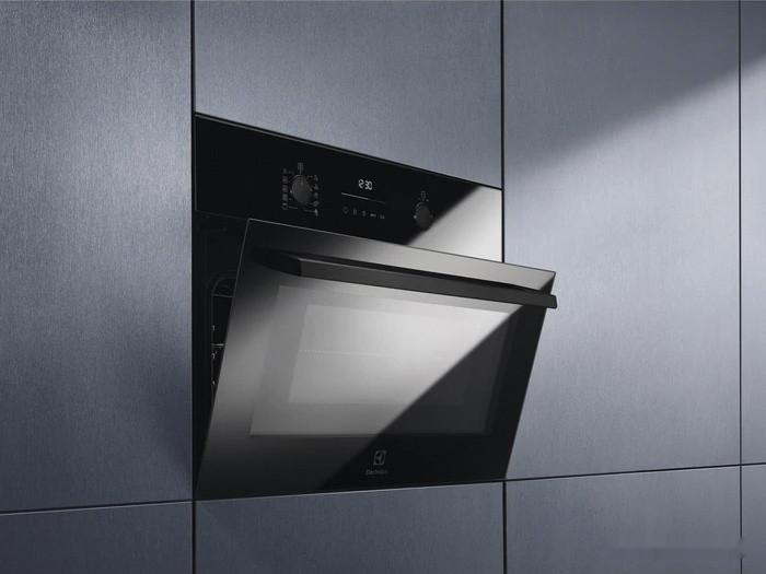 Микроволновая печь Electrolux EVM6E46Z