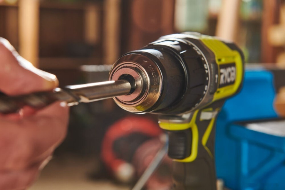 Ударная дрель-шуруповерт Ryobi RPD18-0 5133005438 (без АКБ) Ударная дрель-шуруповерт Ryobi RPD18-0 5133005438 (без АКБ)