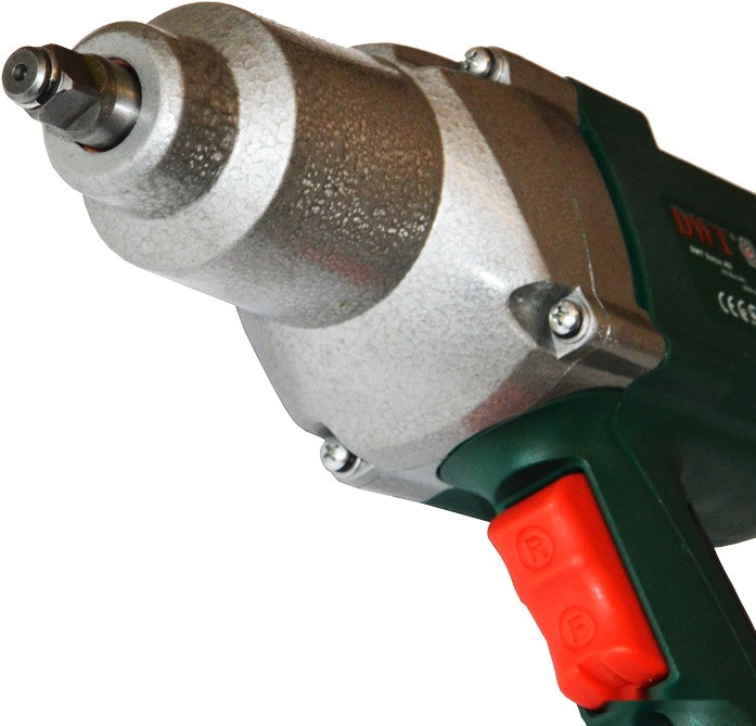 Ударный гайковерт DWT SS09-24 Ударный гайковерт DWT SS09-24