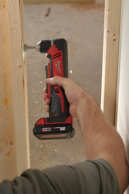 Дрель безударная Milwaukee C18 RAD-0 Дрель безударная Milwaukee C18 RAD-0