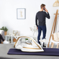 Утюг Tefal Puregliss FV8042E0