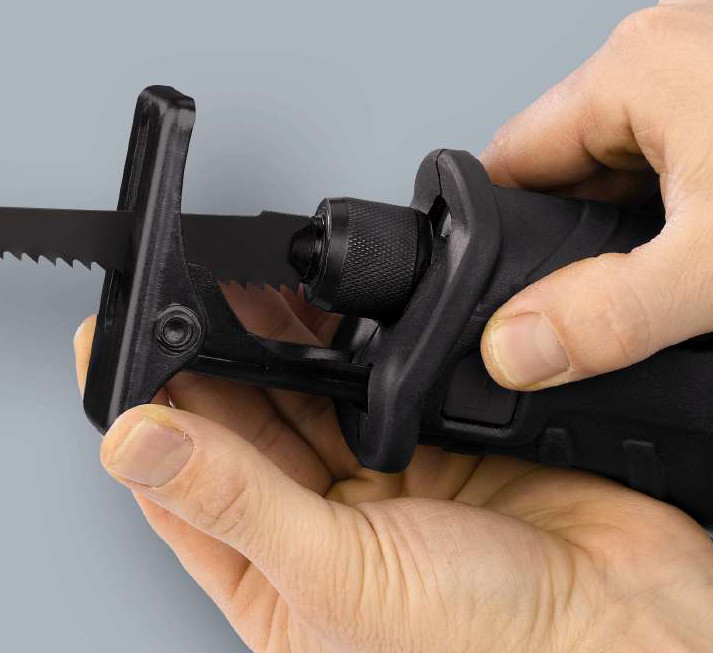 Сабельная пила Einhell TC-AP 650 E Сабельная пила Einhell TC-AP 650 E