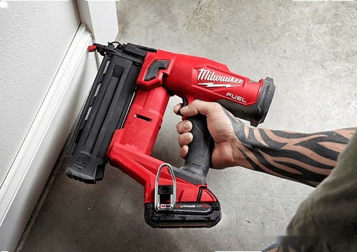 Milwaukee M18 FN18GS-0X 4933471409 (без АКБ)