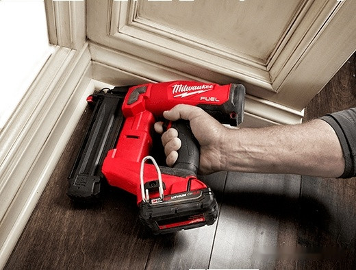 Milwaukee M18 FN18GS-0X 4933471409 (без АКБ)