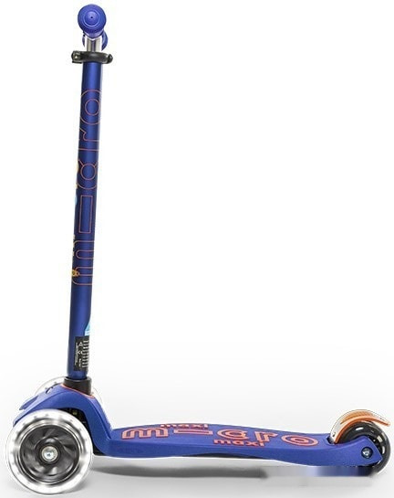 Самокат Micro Maxi Deluxe LED (синий) Самокат Micro Maxi Deluxe LED (синий)